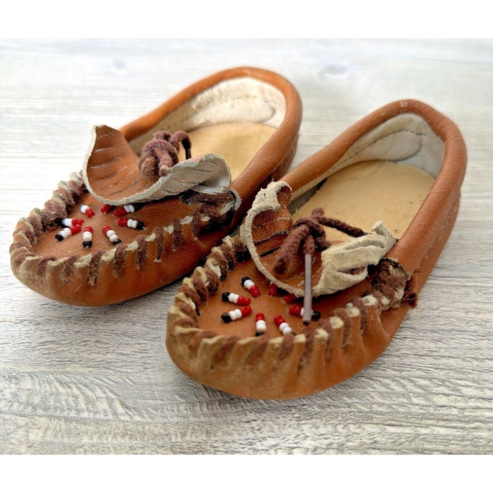 Vtg Handmade Beaded Leather Moccasins Infant Toddler Brown Soft Leather Size 6